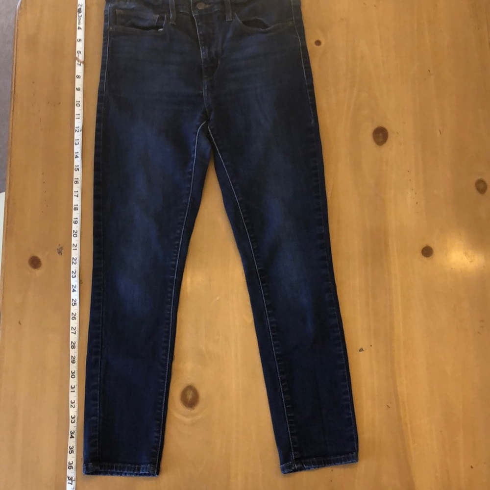 Levi jeans